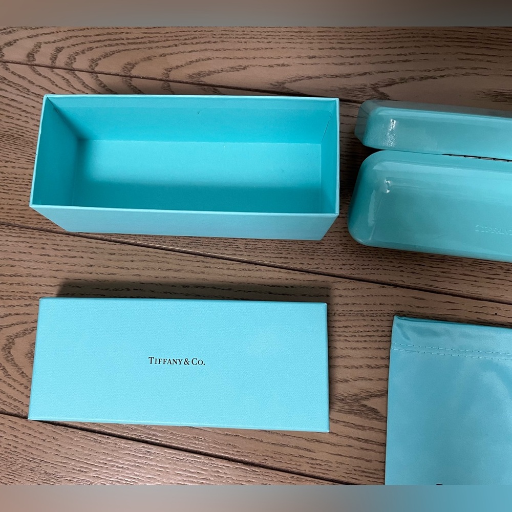 Tiffany & Co. Glasses Case with Soft Cloth Bag & Box - Picture 9 of 9